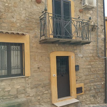 Casa Rosy Ξενοδοχείο Καλτανισέττα Εξωτερικό φωτογραφία